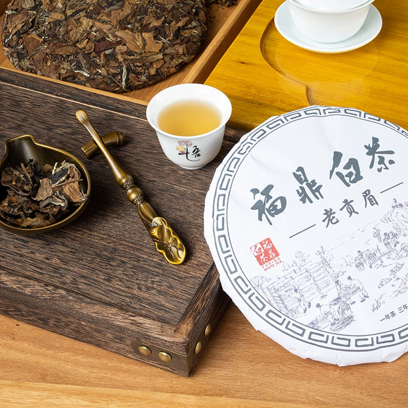 Fu Ding White Peony Aged White Tea Cake, Year 2015