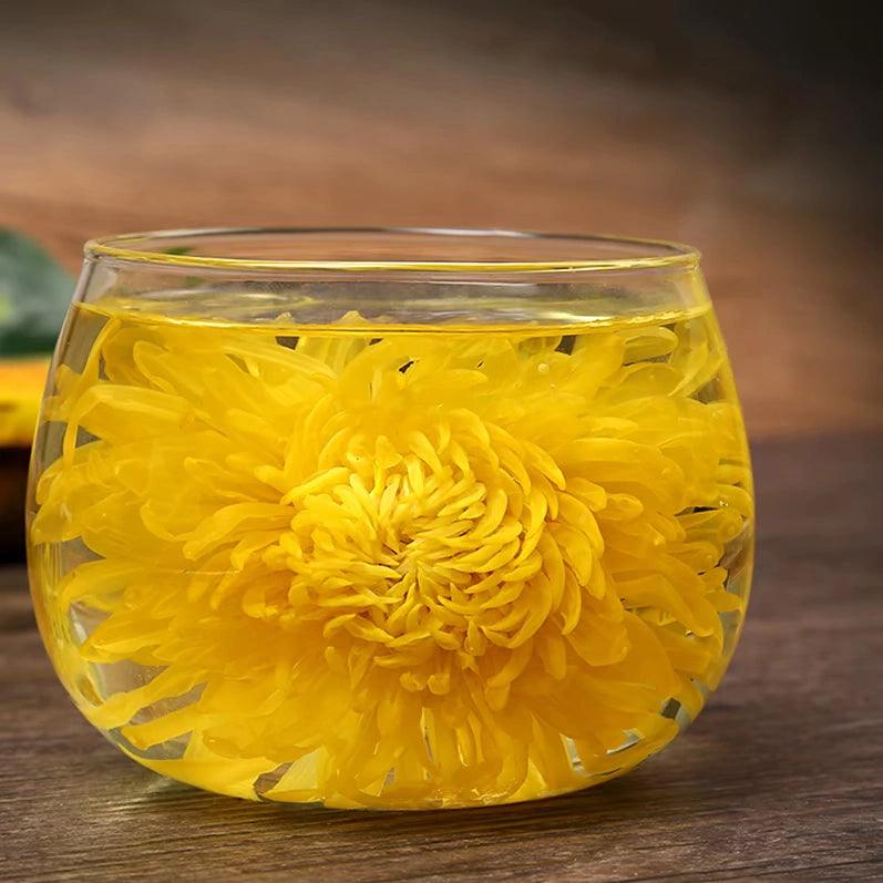 Luxurious Golden Chrysanthemum Tea - Single Bloom Infusions with Imperial Baby Chrysanthemum & Huangju for Natural Detoxification & Relaxation