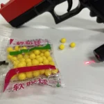 G17 Continuous Shell Throwing Desert Eagle Children's Model Toy Gun Boys' Handgun Empty Compartment Hanging 6-8mm Bullets - Image 6