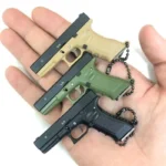 Mini Semi-alloy Toy Gun 1:3 G17 Miniature Pistol Model Detachable Metal Toy Gun DIY Keychain Pendant Ornaments for Army Fans